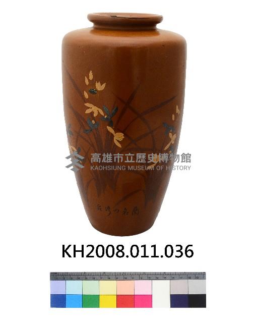 黃漆「台湾の名蘭」紋漆瓶藏品圖，第1張