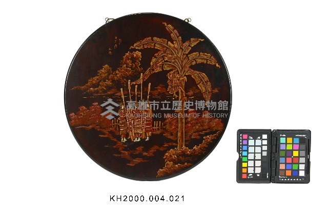 黑漆彩繪磨顯日月潭杵歌紋圓型掛飾藏品圖，第1張
