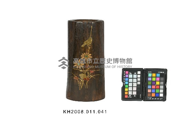桐木地花鳥紋漆筒藏品圖，第1張