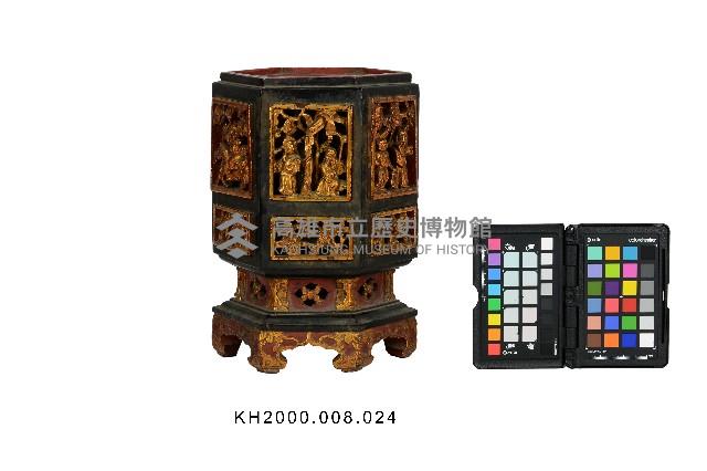 金雕人物花卉紋糕餅座藏品圖，第1張