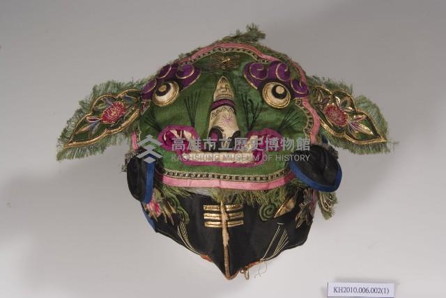 黑緞地青綠色頂立體雙虎造型童帽藏品圖，第1張