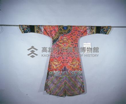 紫紅緞地金繡龍紋吉服袍藏品圖，第1張