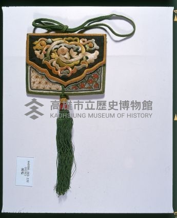 窗稜花卉香包藏品圖，第1張