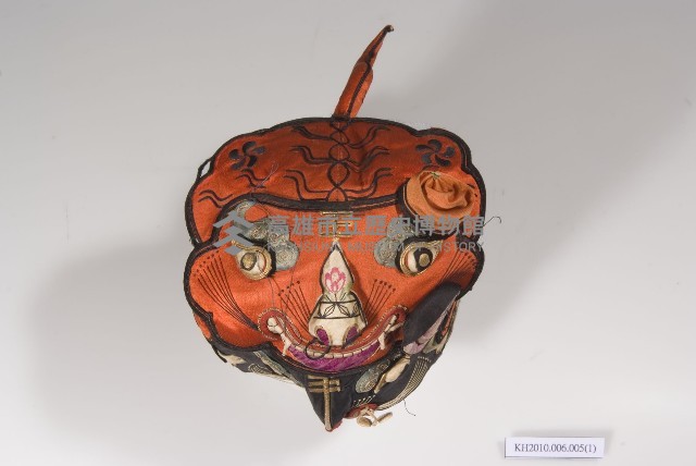 黑緞地橘紅頂立體雙虎造型童帽藏品圖，第1張