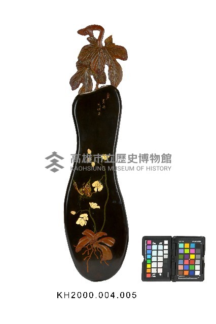 木雕鑲嵌蝴蝶蘭紋瓜型壁飾藏品圖，第1張