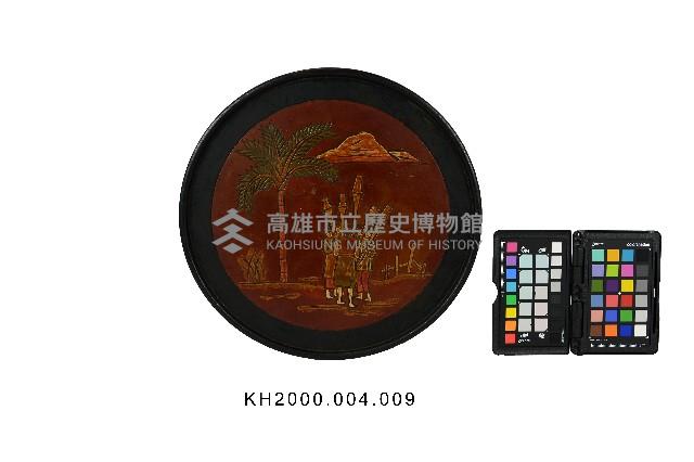 雕刻彩繪杵歌紋圓盤藏品圖，第1張