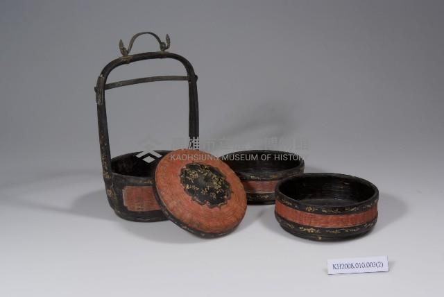 竹編朱漆描金三層提籃藏品圖，第4張