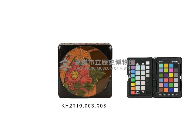 雕刻彩繪花卉紋方形漆盤藏品圖，第3張