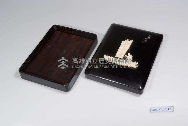 牛骨鑲嵌台灣竹筏紋文書盒藏品圖，第3張