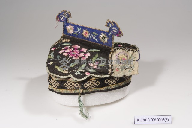 黑緞地脊厝雙鹿立體造型童帽藏品圖，第3張