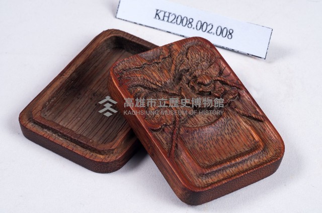 竹雕印泥盒藏品圖，第2張