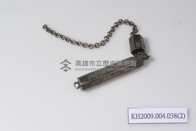 銀六角形蝙蝠針筒藏品圖，第2張