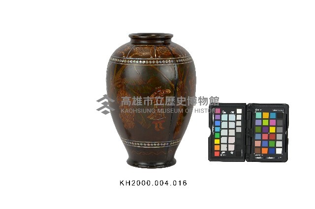 黑漆鑲貝彩繪磨顯杵歌紋瓶藏品圖，第2張