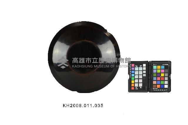 雕刻彩繪鳳梨紋圓漆盤藏品圖，第2張