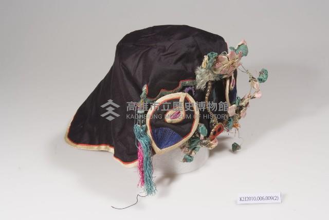 黑緞地豬頭立體造型童帽藏品圖，第2張