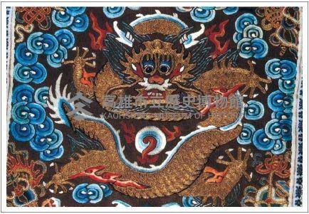 緙絲藍地金線八寶吉服袍藏品圖，第6張