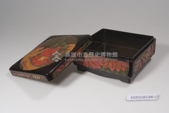 雕刻彩繪花卉紋方形漆盤藏品圖，第8張