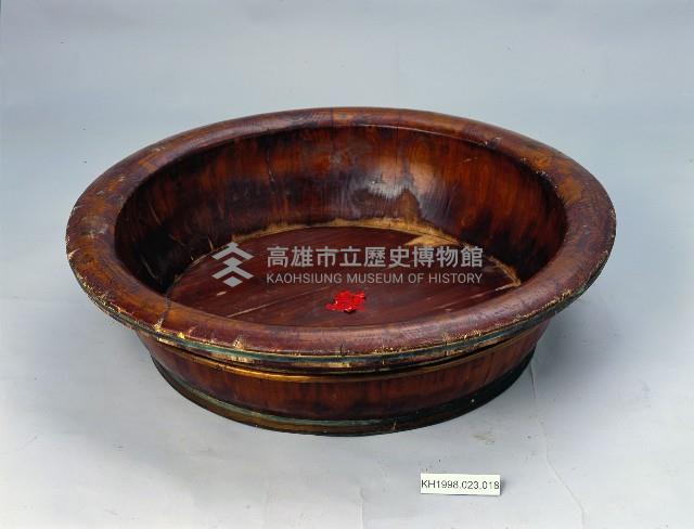 圈足圓形木盆藏品圖，第1張