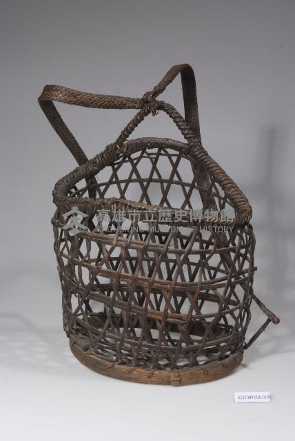 背負籃子竹編藏品圖，第1張