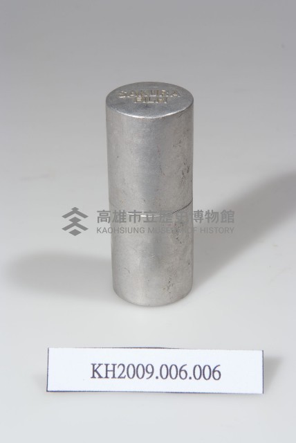圓桶底片盒藏品圖，第1張
