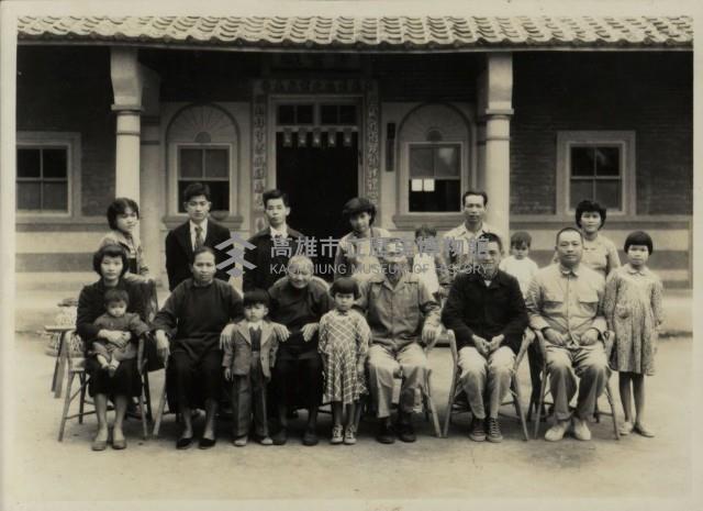 家族合照藏品圖，第1張