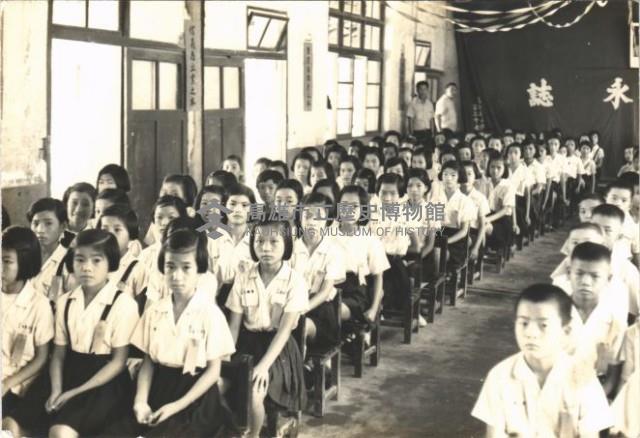 鳳鳴國小畢業典禮-13藏品圖，第1張