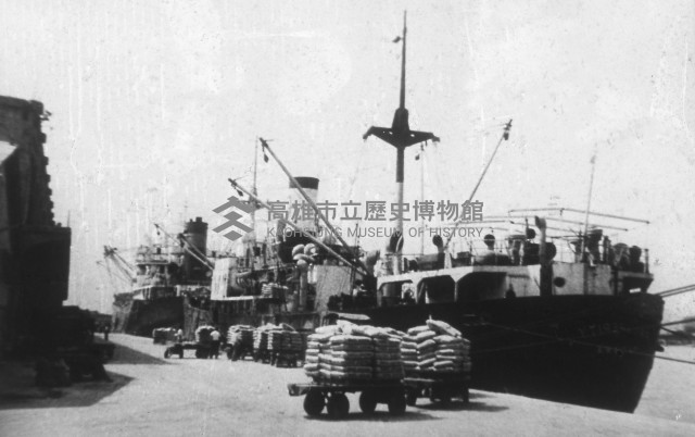 袋裝肥料碼頭裝小貨車藏品圖，第1張