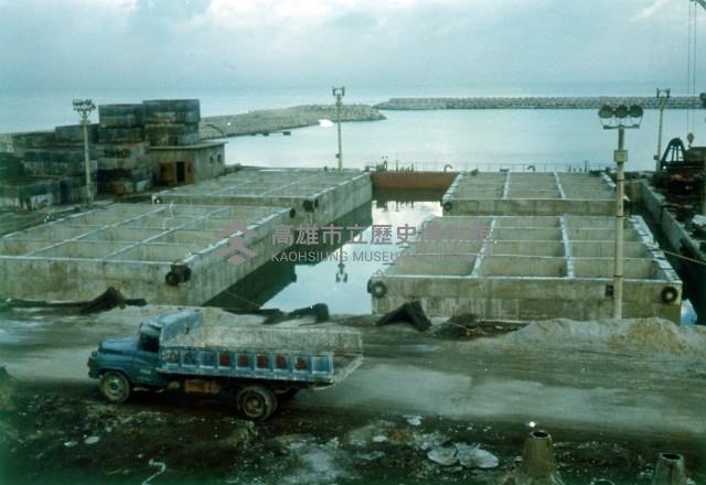 防坡提工程後期沈箱持拖出沈箱集藏品圖，第1張