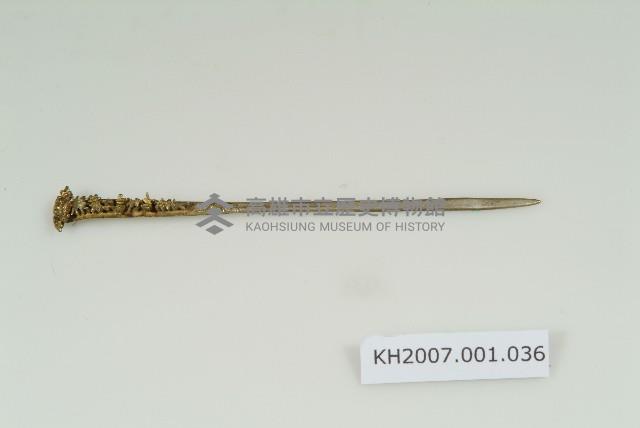 銀鎏金花卉紋簪藏品圖，第1張