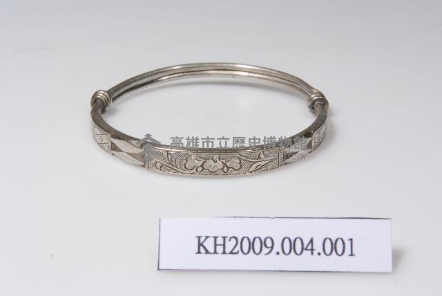 銀牡丹手鐲藏品圖，第1張