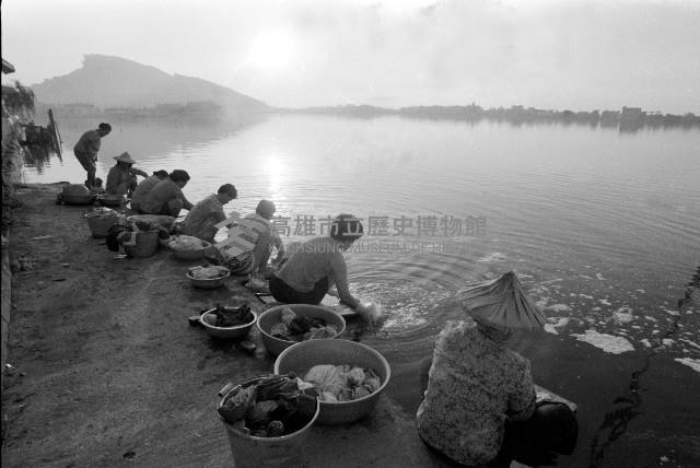 晨光中浣衣藏品圖，第1張