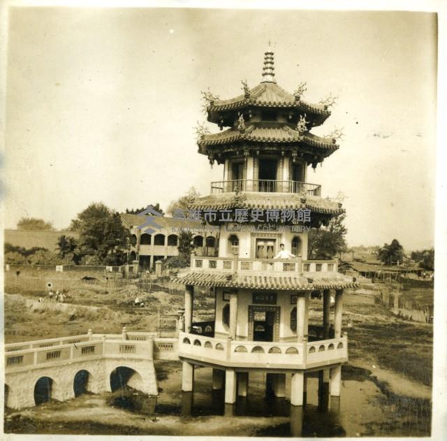 蓮池潭與舊城國小藏品圖，第1張