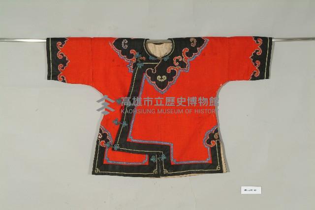 紅毛地貼布挖雲女衫藏品圖，第1張