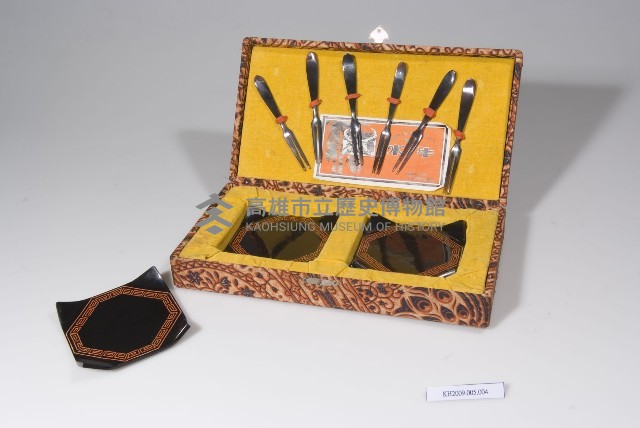 牛角製餐具藏品圖，第1張