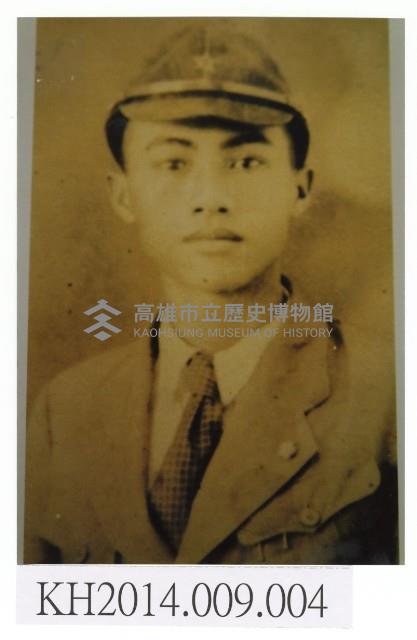 東華皮影戲團張德成著青年團服藏品圖，第1張