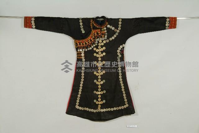 排灣族盛裝女衫藏品圖，第1張