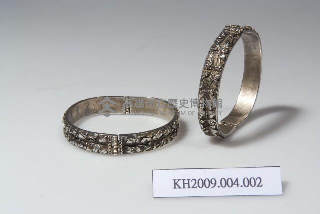 銀鎏金雙層花卉紋手鐲藏品圖，第1張