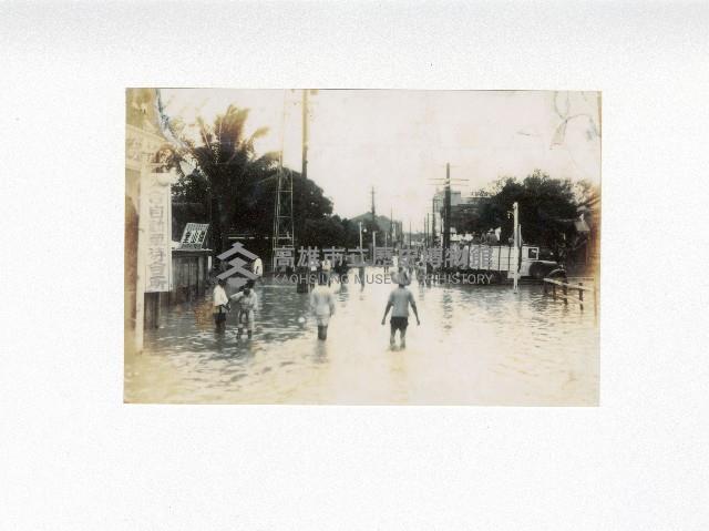 1932年岡山水災岡山舊火車站前相片藏品圖，第1張