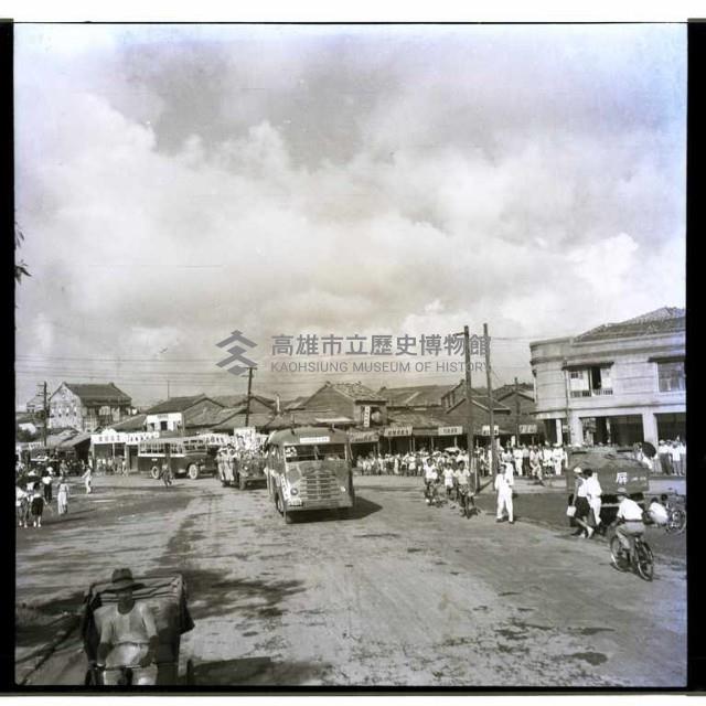 高雄市新完工鹽埕區公所藏品圖，第1張