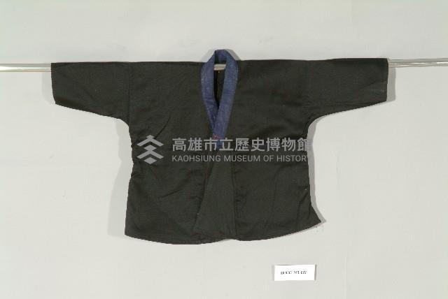 黑棉地卍字紋童衣藏品圖，第1張