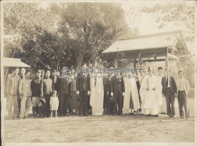 甲仙神社舉行結婚團拜藏品圖，第1張