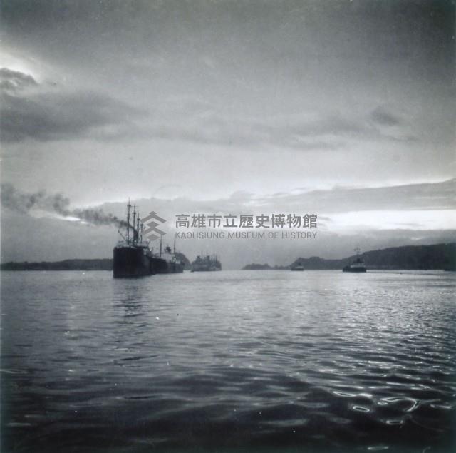 貨船進港藏品圖，第1張