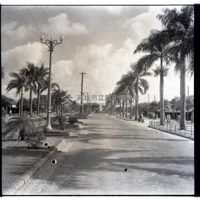 高雄市火車站到大圓環馬路藏品圖，第1張