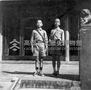 林園國校六年級生於臺南孔廟 - 許金生老師攝藏品圖，第1張