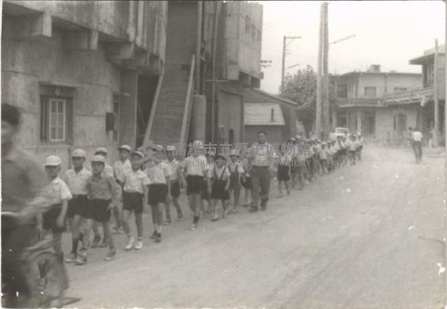 鳳鳴國小學生遊行-7藏品圖，第1張