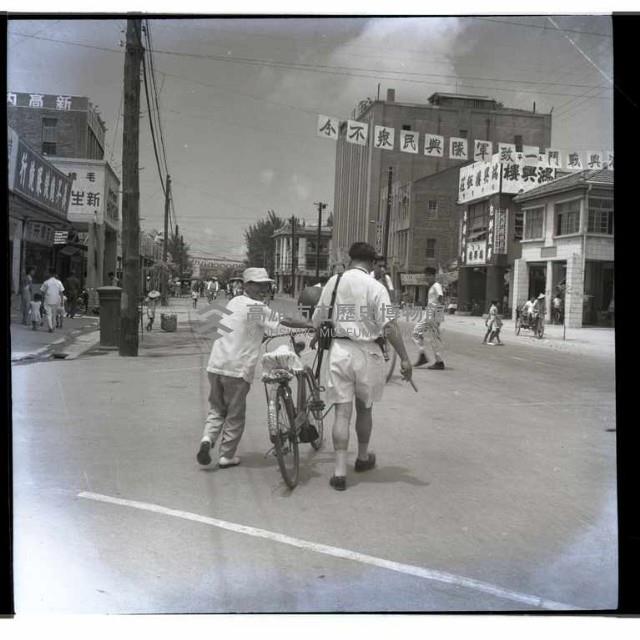 「軍隊與民眾不分」之標語藏品圖，第1張