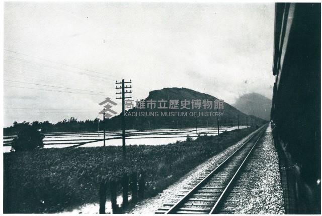 傾動地塊半屏山藏品圖，第1張