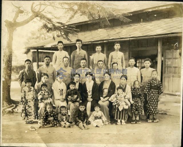 旗尾糖廠人員合影（旗山）藏品圖，第1張