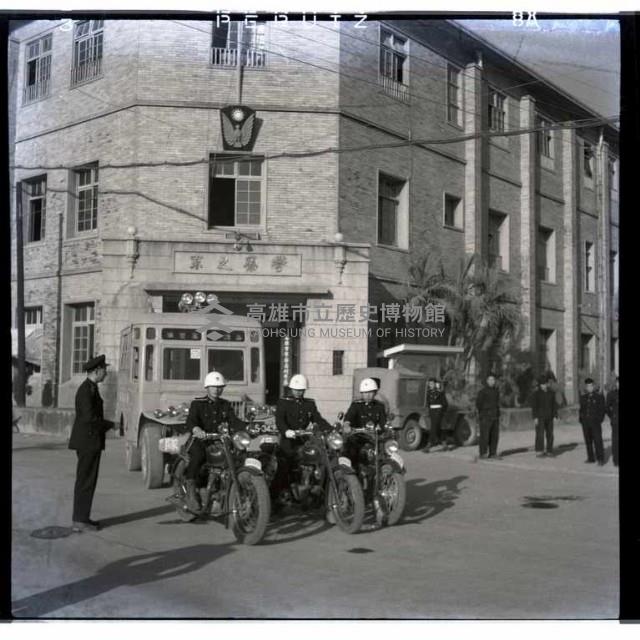 警局救護大隊藏品圖，第1張