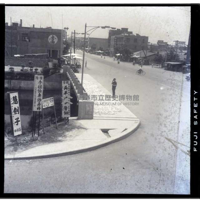 高雄市大公路西廣告看板藏品圖，第1張